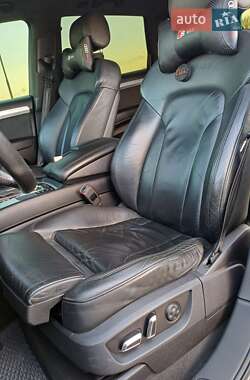 Внедорожник / Кроссовер Audi Q7 2009 в 