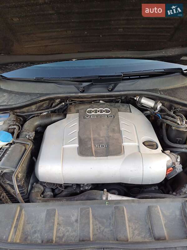 Внедорожник / Кроссовер Audi Q7 2009 в Изяславе