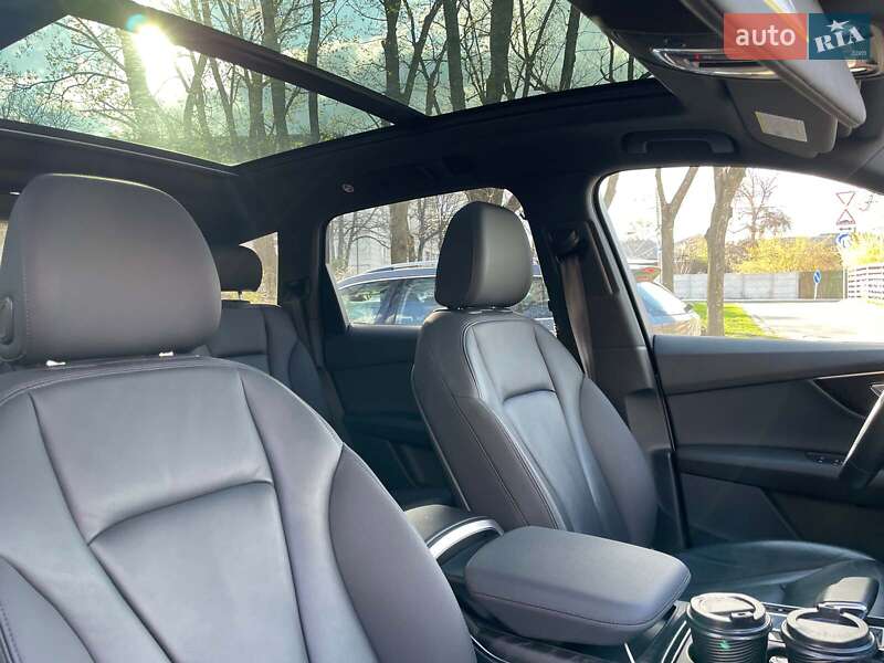 Внедорожник / Кроссовер Audi Q7 2020 в Киеве