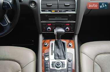 Позашляховик / Кросовер Audi Q7 2014 в 