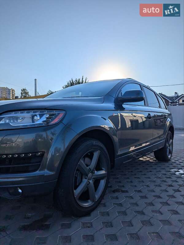 Внедорожник / Кроссовер Audi Q7 2015 в Броварах