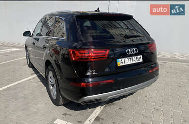 Внедорожник / Кроссовер Audi Q7 2019 в 