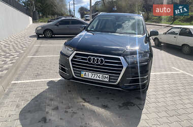 Внедорожник / Кроссовер Audi Q7 2019 в 