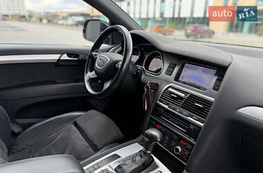 Внедорожник / Кроссовер Audi Q7 2012 в 