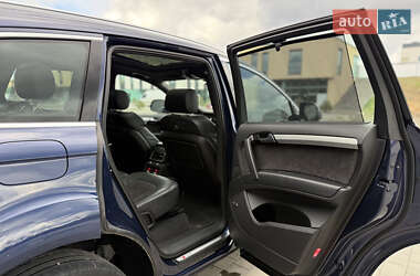 Внедорожник / Кроссовер Audi Q7 2012 в 