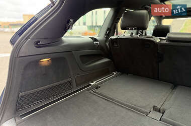 Внедорожник / Кроссовер Audi Q7 2012 в 
