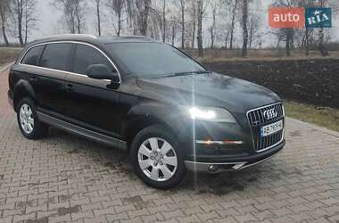 Внедорожник / Кроссовер Audi Q7 2010 в 