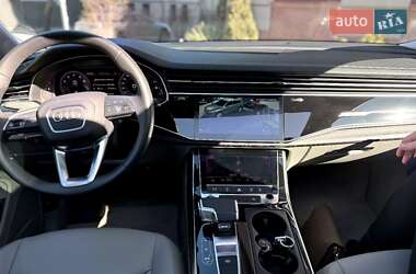 Внедорожник / Кроссовер Audi Q7 2022 в 