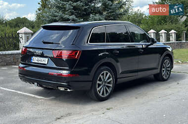 Внедорожник / Кроссовер Audi Q7 2015 в 