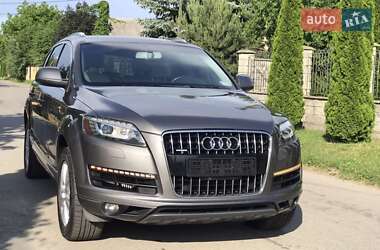 Внедорожник / Кроссовер Audi Q7 2010 в 