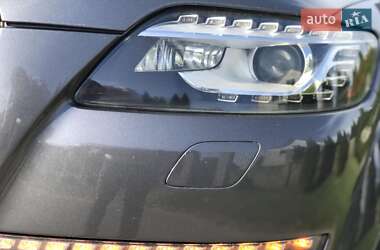 Внедорожник / Кроссовер Audi Q7 2010 в 