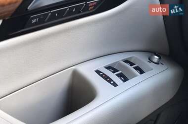 Внедорожник / Кроссовер Audi Q7 2010 в 