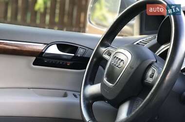 Внедорожник / Кроссовер Audi Q7 2010 в 