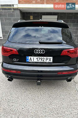 Внедорожник / Кроссовер Audi Q7 2013 в 