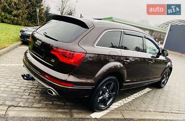 Внедорожник / Кроссовер Audi Q7 2012 в 