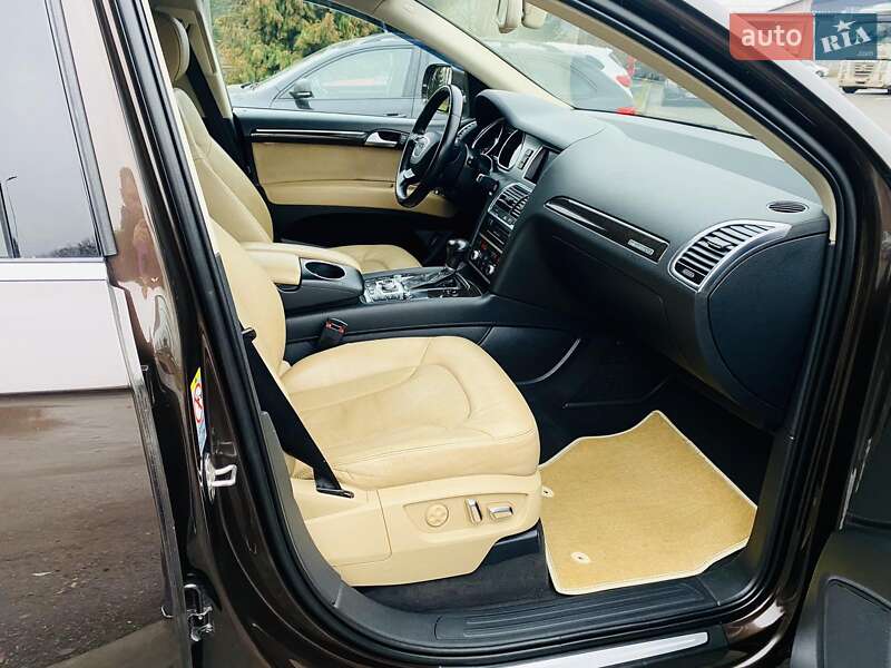 Позашляховик / Кросовер Audi Q7 2012 в Богородчанах