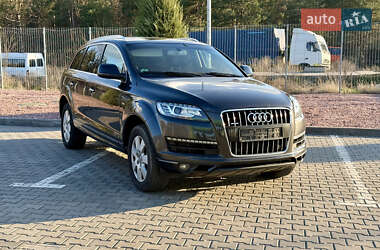 Внедорожник / Кроссовер Audi Q7 2014 в 