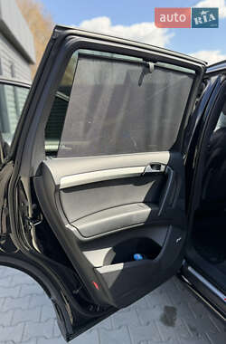 Внедорожник / Кроссовер Audi Q7 2012 в 