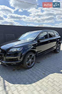 Внедорожник / Кроссовер Audi Q7 2012 в 
