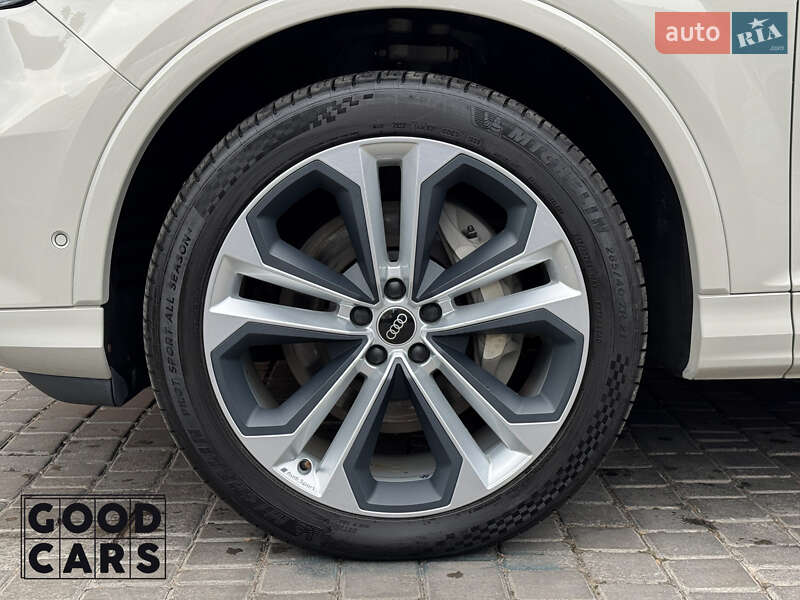 Внедорожник / Кроссовер Audi Q7 2021 в Одессе