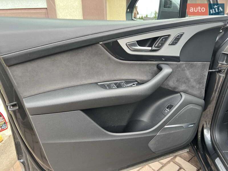 Внедорожник / Кроссовер Audi Q7 2018 в Виннице