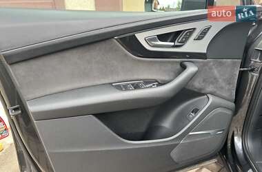 Внедорожник / Кроссовер Audi Q7 2018 в 