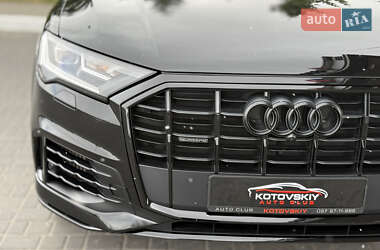 Внедорожник / Кроссовер Audi Q7 2020 в 