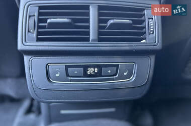 Внедорожник / Кроссовер Audi Q7 2017 в 