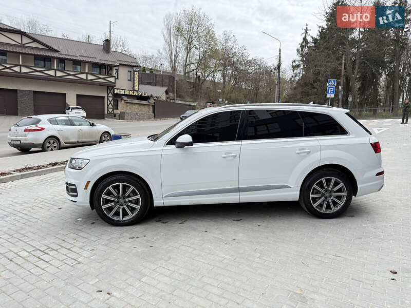 Внедорожник / Кроссовер Audi Q7 2017 в Виннице