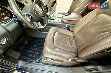 Позашляховик / Кросовер Audi Q7 2012 в 