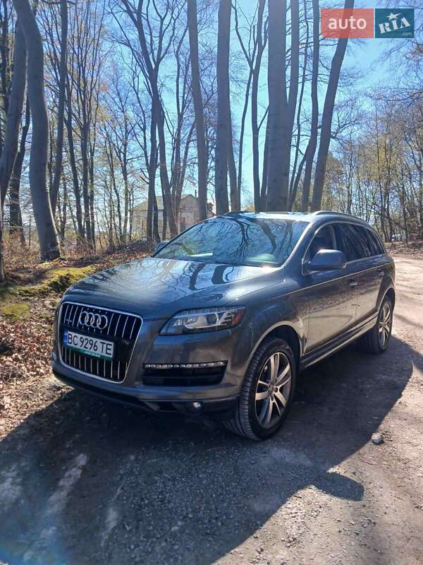 Внедорожник / Кроссовер Audi Q7 2015 в Винниках