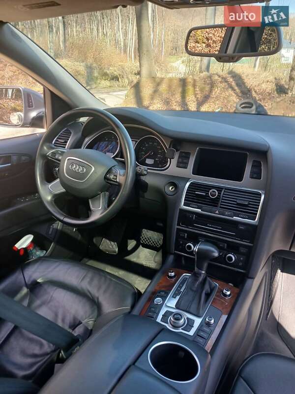 Внедорожник / Кроссовер Audi Q7 2015 в Винниках