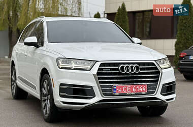 Внедорожник / Кроссовер Audi Q7 2018 в 