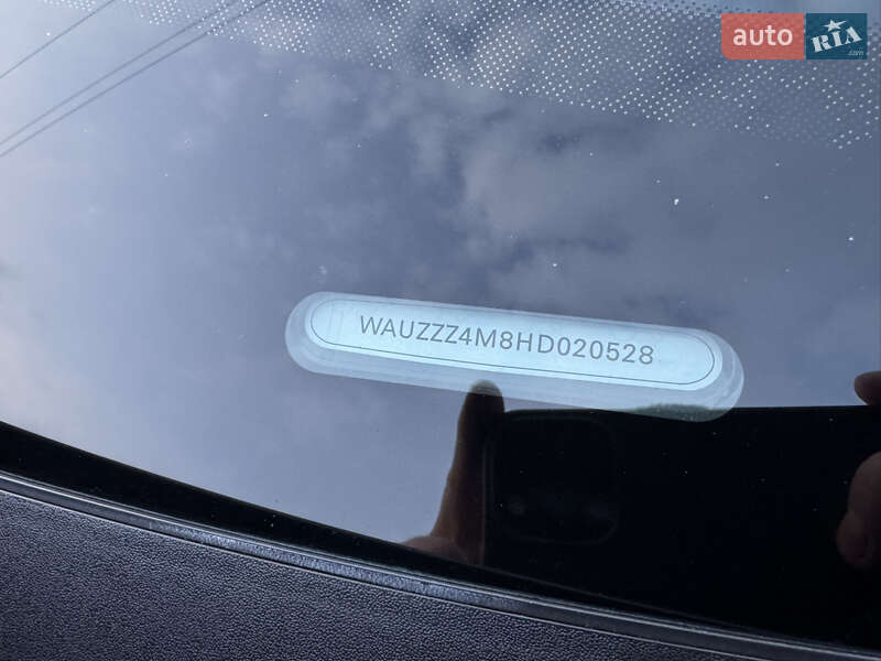 Позашляховик / Кросовер Audi Q7 2016 в 