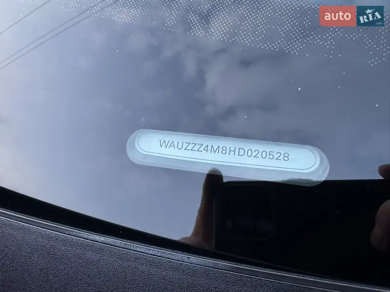 Позашляховик / Кросовер Audi Q7 2016 в 