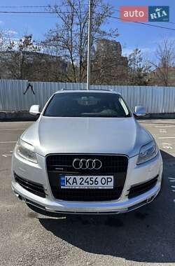 Внедорожник / Кроссовер Audi Q7 2007 в 