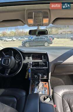 Внедорожник / Кроссовер Audi Q7 2007 в 