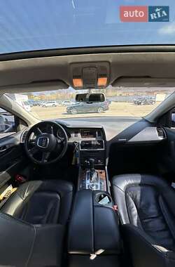 Внедорожник / Кроссовер Audi Q7 2007 в 