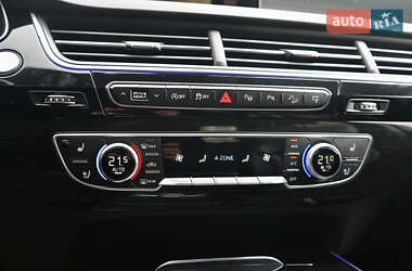 Позашляховик / Кросовер Audi Q7 2016 в 