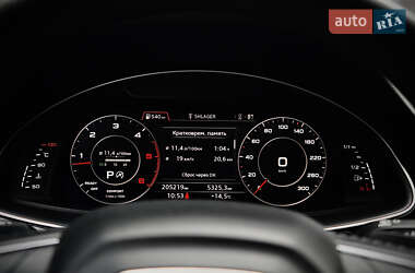 Позашляховик / Кросовер Audi Q7 2016 в 