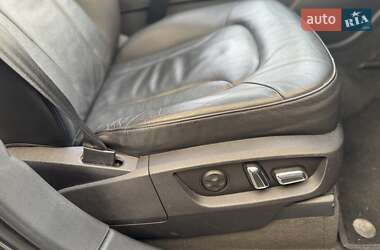 Позашляховик / Кросовер Audi Q7 2013 в 