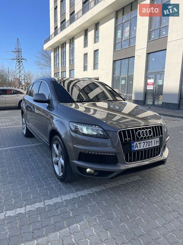 Внедорожник / Кроссовер Audi Q7 2012 в Яремче