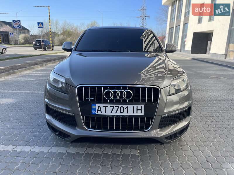 Внедорожник / Кроссовер Audi Q7 2012 в Яремче