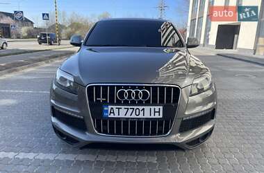 Внедорожник / Кроссовер Audi Q7 2012 в 