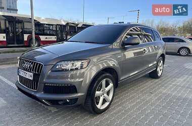 Внедорожник / Кроссовер Audi Q7 2012 в 