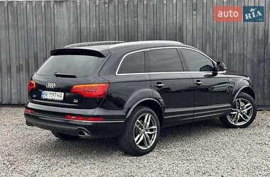 Внедорожник / Кроссовер Audi Q7 2013 в 