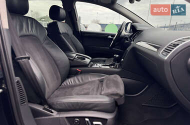 Внедорожник / Кроссовер Audi Q7 2013 в 