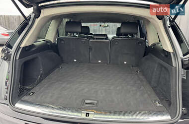 Внедорожник / Кроссовер Audi Q7 2013 в 