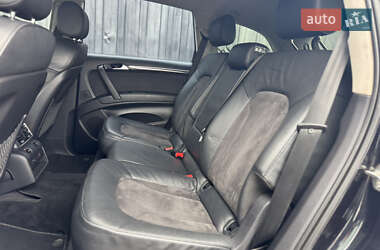 Внедорожник / Кроссовер Audi Q7 2013 в 