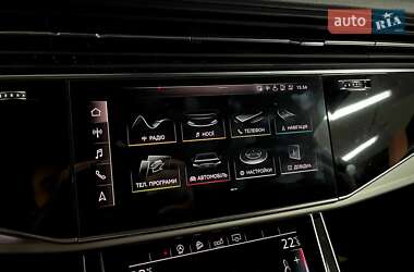 Внедорожник / Кроссовер Audi Q7 2020 в 